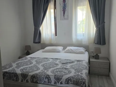 Prodaja, trosoban stan, 79m², Petrovac, Budva - image 15