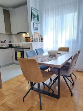 Prodaja, trosoban stan, 90m², Centar, Budva - image 3