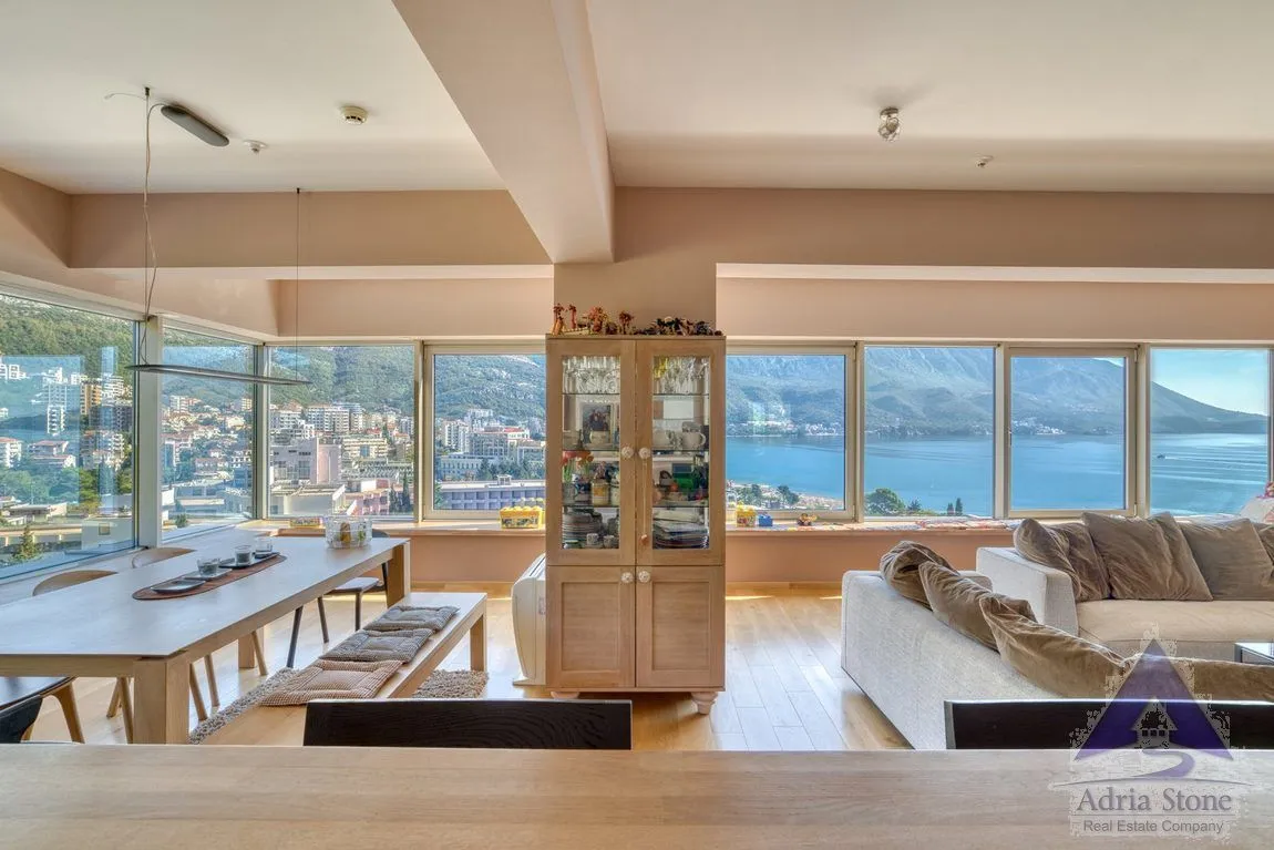 Sale, three bedroom apartment, 167m², Zavala, Budva