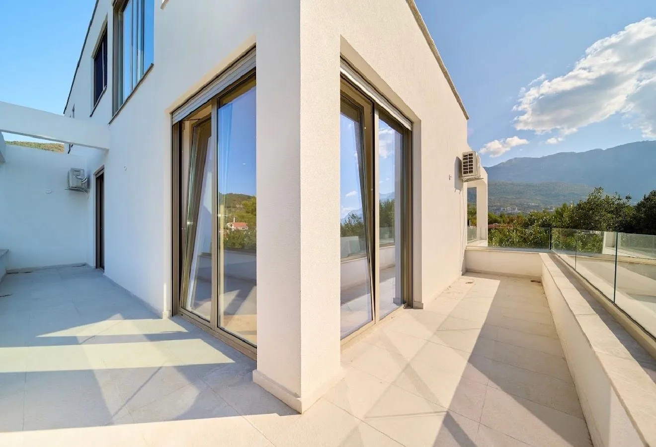 Prodaja, kuća, 111m², Mrčevac, Tivat