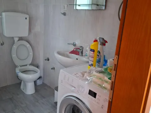 Rent, two bedroom apartment, 90m², Mrčevac, Tivat - image 9