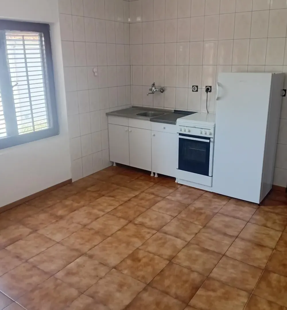 Prodaja, trosoban stan, 65m², Mali Mokri Lug, Zvezdara Sve Podlokacije