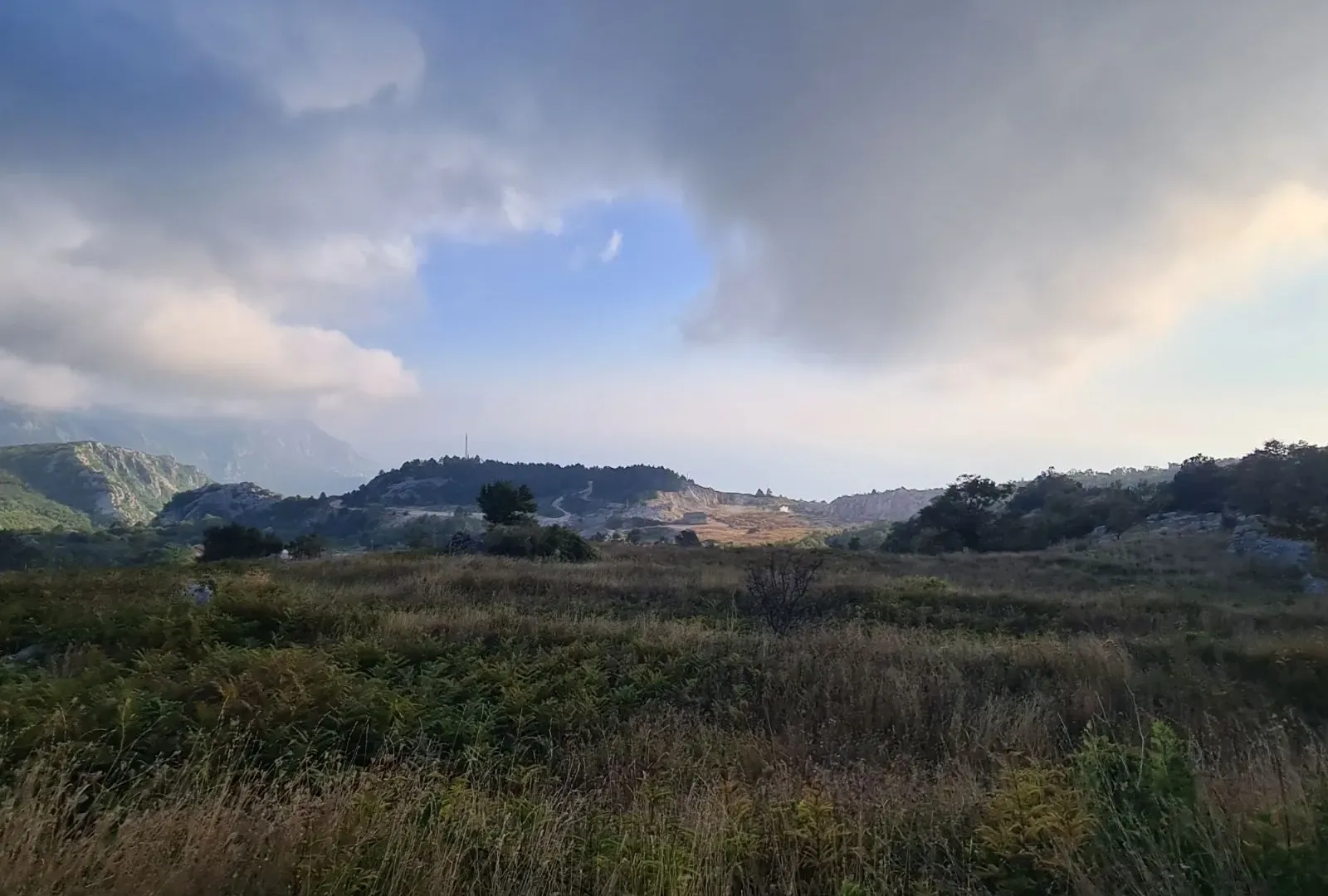 Prodaja, plac, 898m², Budva, Crna Gora