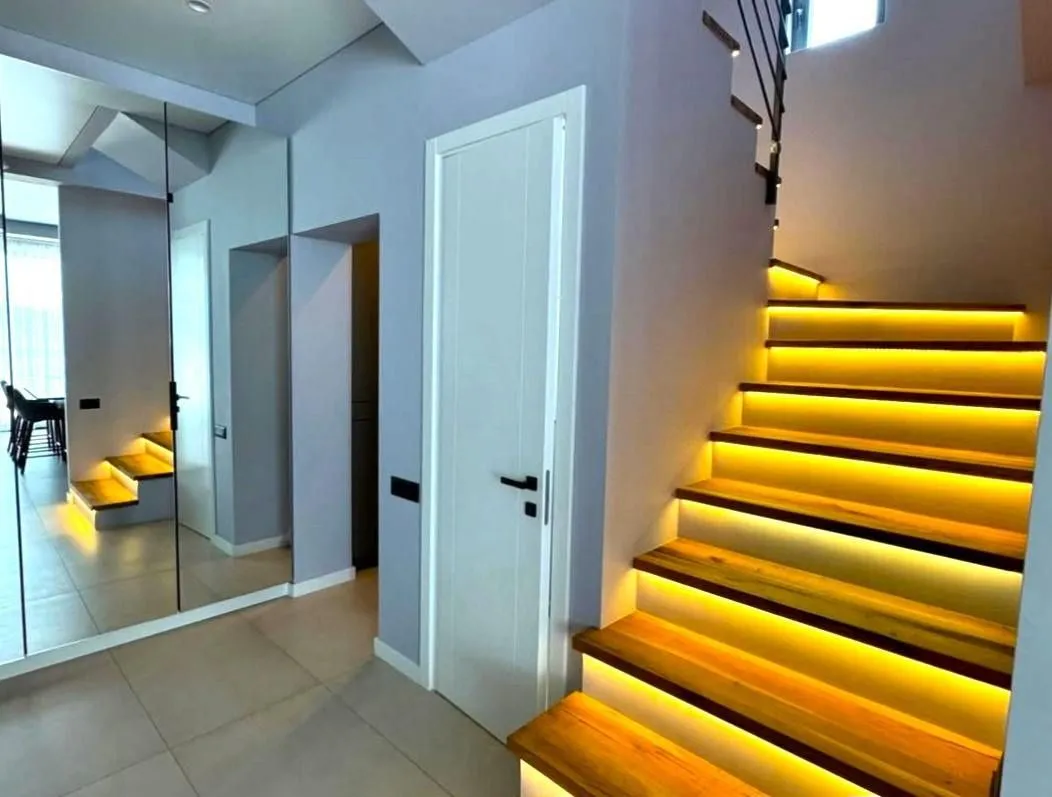 Sale, house, 200m², Kavač, Kotor