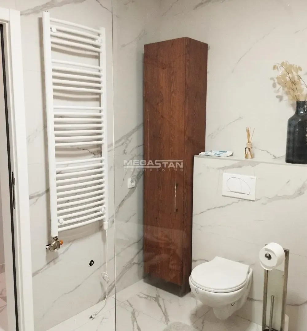 Prodaja, trosoban stan, 94m², Pančevo, Srbija