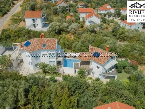 Sale, house, 525m², Herceg Novi, Crna Gora - image 10