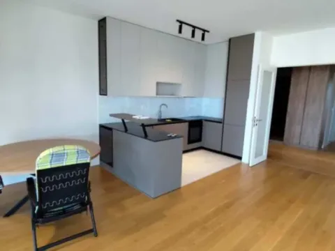 Prodaja, trosoban stan, 127m², Preko Morače, Podgorica - image 7