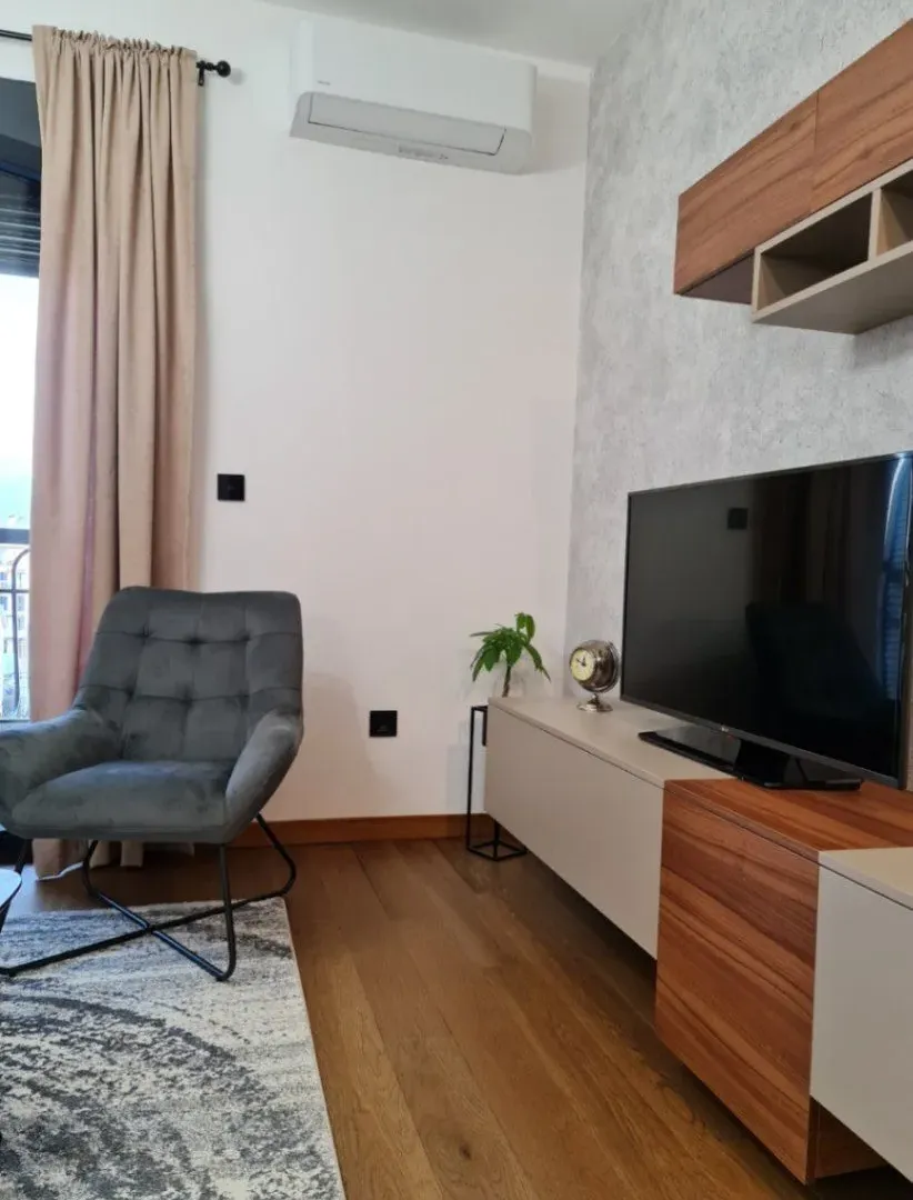 Izdavanje, jednosoban stan, 50m², Ljubović, Podgorica