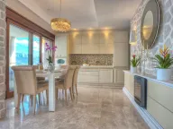 Rent, house, 300m², Krašići, Tivat - image 7