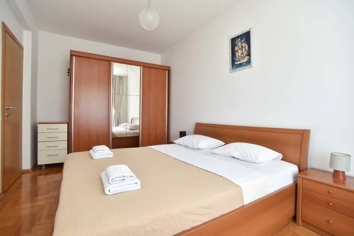 Rent, one bedroom apartment, 45m², Babilonija, Budva