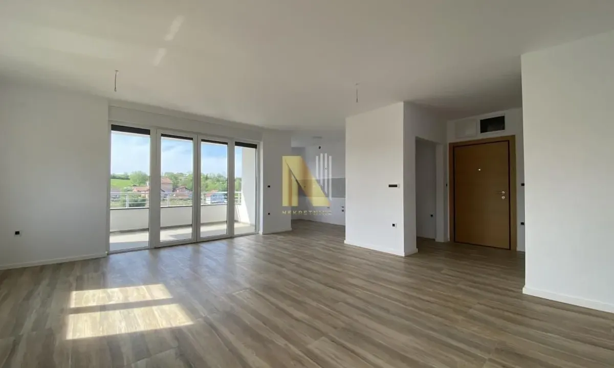 Sale, three bedroom apartment, 122m², Karagača, Petrovaradin