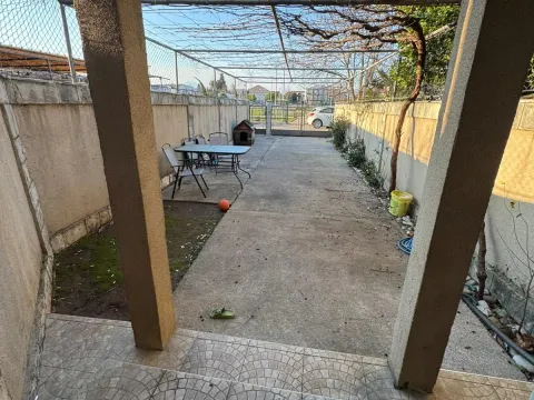 Prodaja, dvosoban stan, 90m², Zagorič, Podgorica - image 10