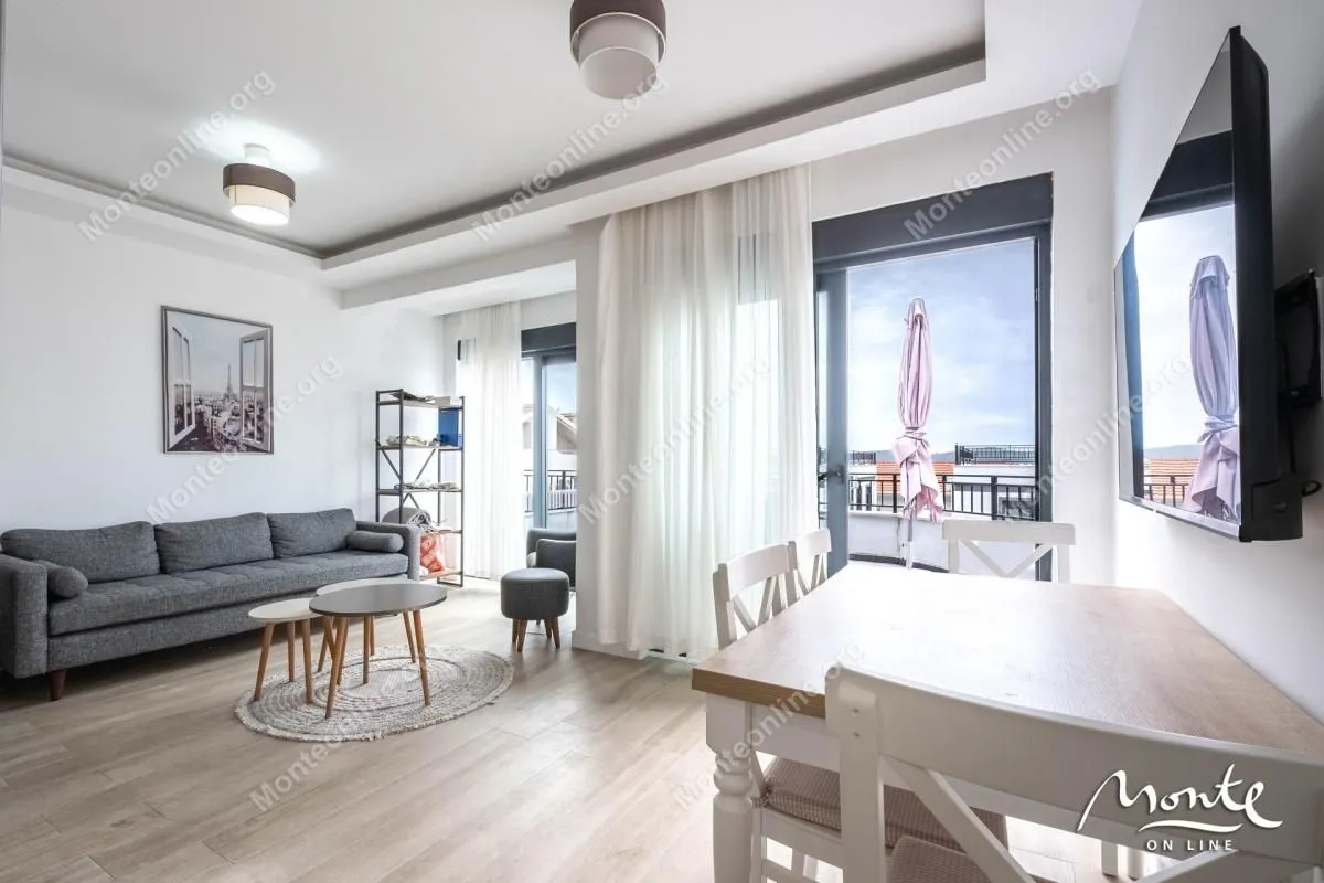 Prodaja, dvosoban stan, 47m², Tivat, Crna Gora