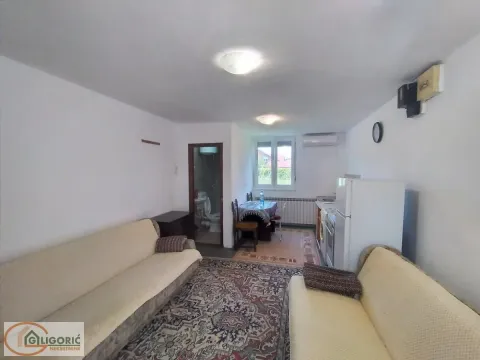 Rent, studio apartment, 40m², Borča 1, Borča Sve Podlokacije - image 3