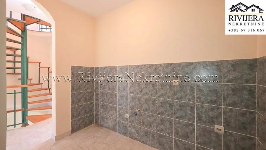 Prodaja, kuća, 270m², Topla, Herceg Novi