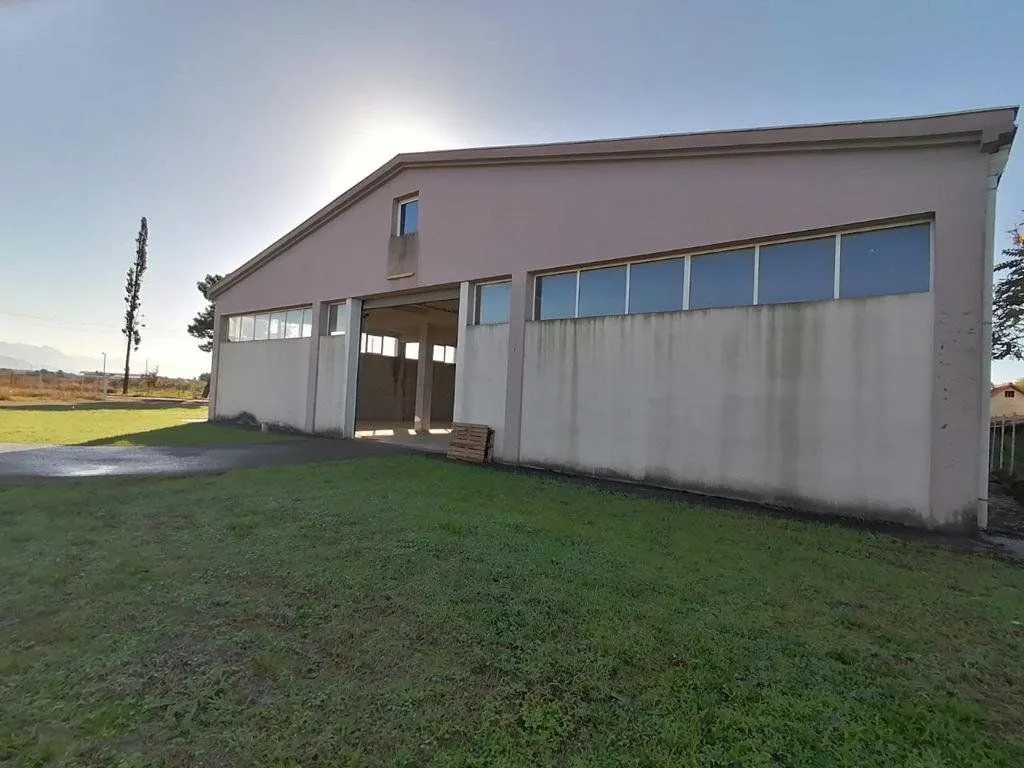 Rent, office space, 1100m², Kokoti, Podgorica