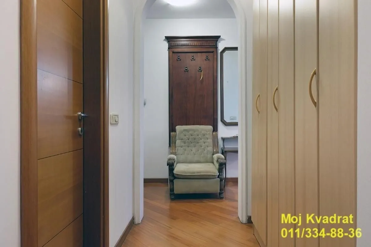 Sale, three bedroom apartment, 108m², Vukov Spomenik, Zvezdara Sve Podlokacije