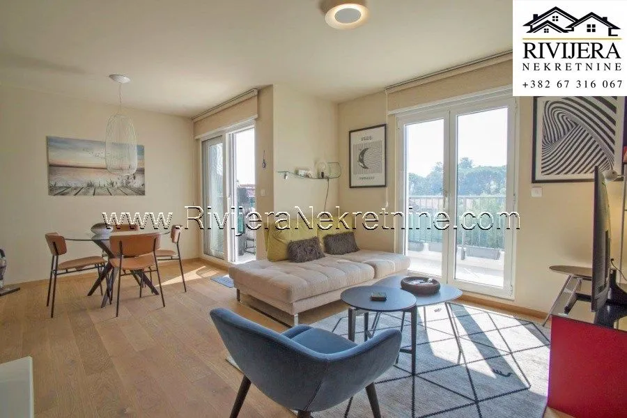 Prodaja, dvosoban stan, 64m², Tivat, Crna Gora