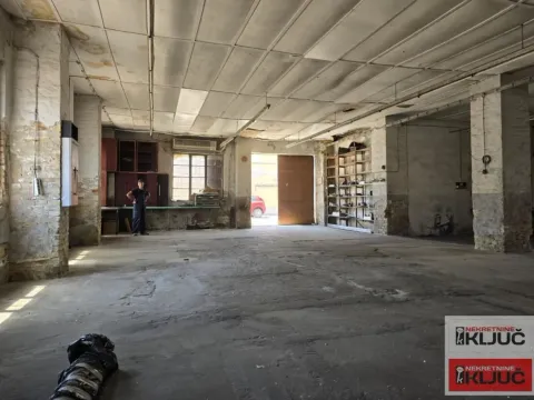 Rent, office space, 300m², Futog, Novi Sad Sve Podlokacije - image 2