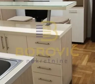 Prodaja, garsonjera, 22m², Đeram Pijaca, Beograd - image 6