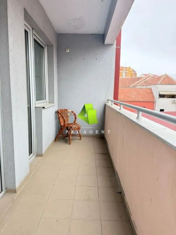 Rent, four bedroom apartment, 115m², Medijana, Niš