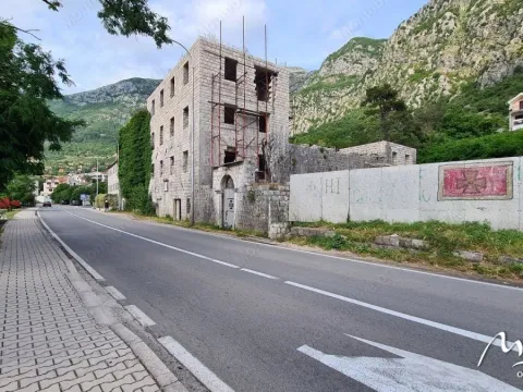 Prodaja, plac, 1800m², Risan, Kotor - image 6
