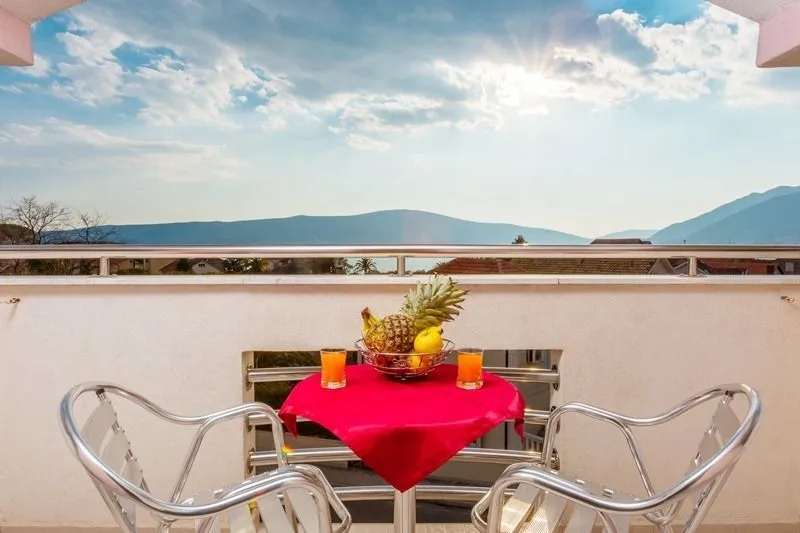 Sale, office space, 566m², Donja Lastva, Tivat