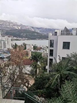 Rent, three bedroom apartment, 90m², Bečići, Budva - image 19