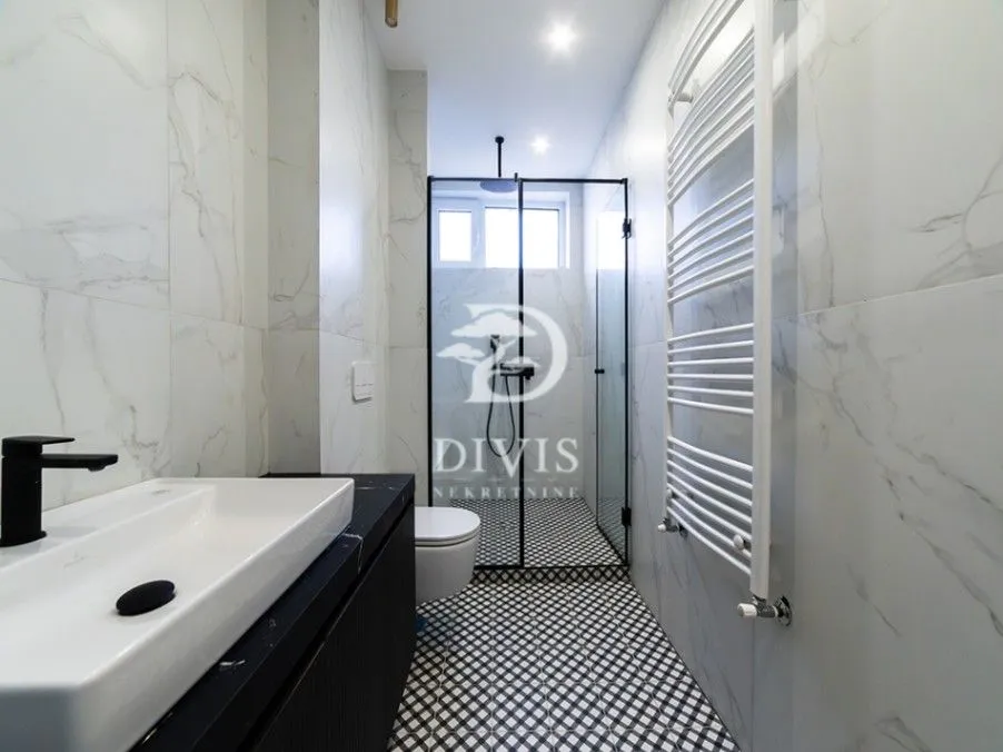 Sale, three bedroom apartment, 92m², Vračar Centar, Vračar Sve Podlokacije