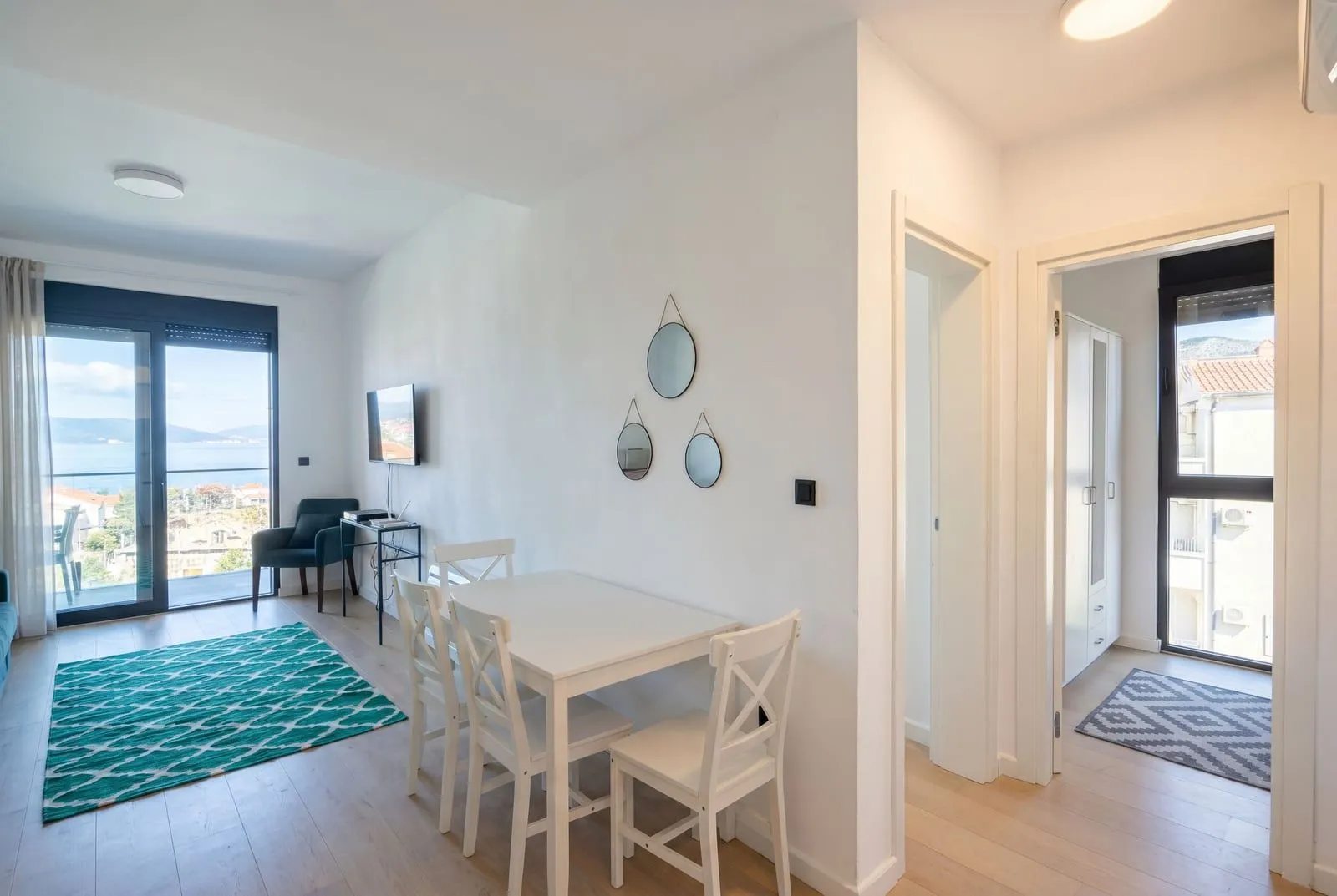 Prodaja, trosoban stan, 50m², Tivat, Crna Gora