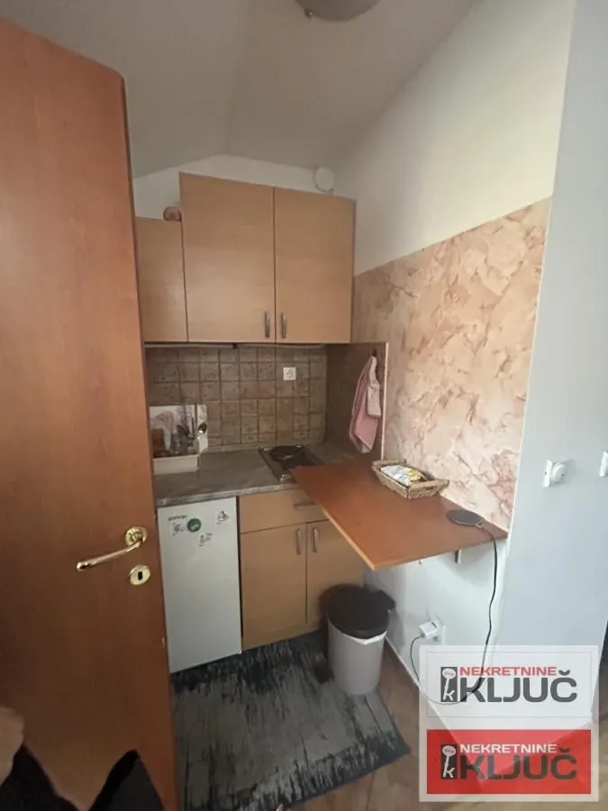 Prodaja, jednosoban stan, 26m², Centar, Novi Sad