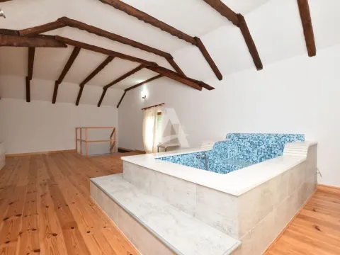 Sale, house, 220m², Herceg Novi, Crna Gora - image 24