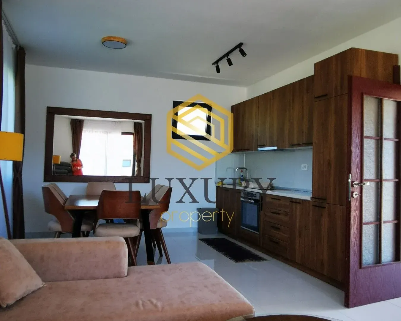 Rent, house, 200m², Krimovica, Kotor