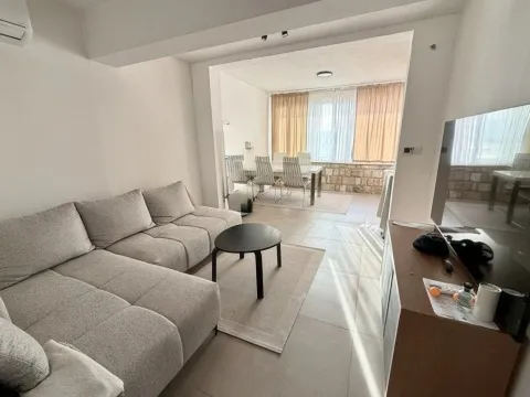 Prodaja, stan, 50m², Pržno, Budva - image 1