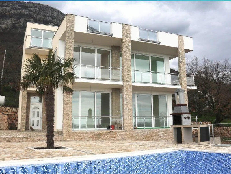 Sale, house, 330m², Šušanj, Bar