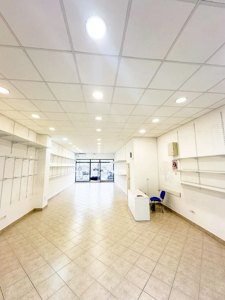 Rent, office space, 120m², Stari Aerodrom, Podgorica