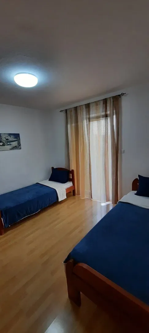 Izdavanje, dvosoban stan, 88m², Tološi, Podgorica