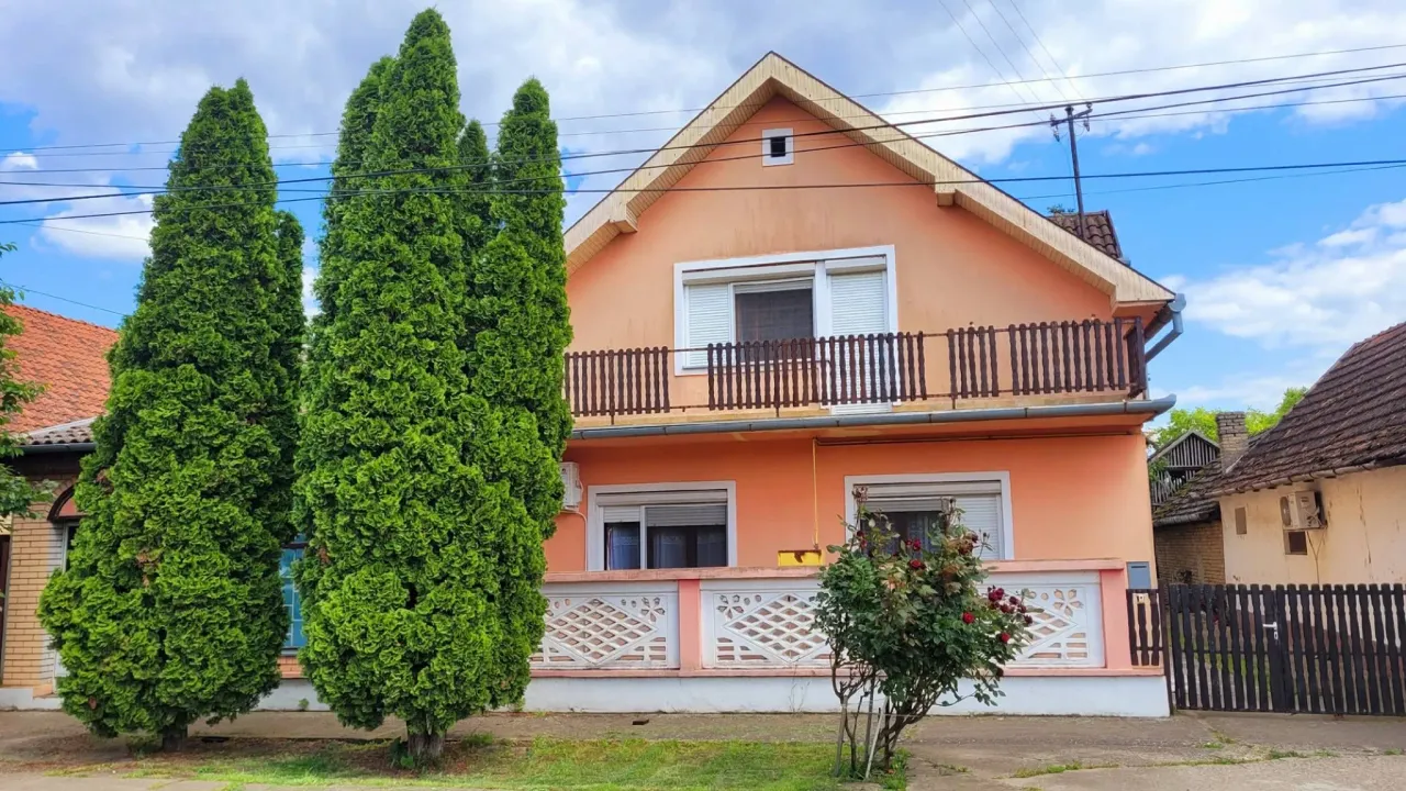 Sale, house, 210m², Bečej, Novi Sad