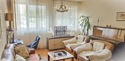 Sale, two bedroom apartment, 60m², Novi Beograd Blok 1 Fontana, Novi Beograd Sve Podlokacije - image 1