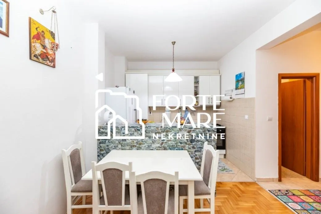 Prodaja, dvosoban stan, 62m², Topla, Herceg Novi