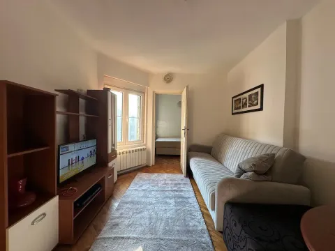 Prodaja, dvosoban stan, 30m², Klinički Centar, Beograd - image 2