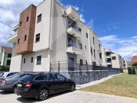 Prodaja, jednosoban stan, 39m², Donja Gorica, Podgorica - image 2