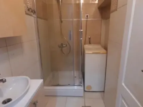 Izdavanje, dvosoban stan, 57m², Centar, Novi Sad - image 7