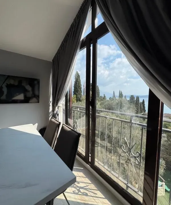 Prodaja, jednosoban stan, 45m², Baošići, Herceg Novi