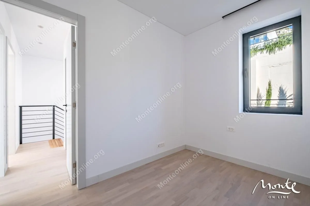 Prodaja, kuća, 130m², Kavač, Kotor
