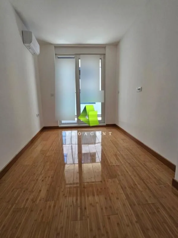 Prodaja, dvosoban stan, 69m², Pantelej, Niš