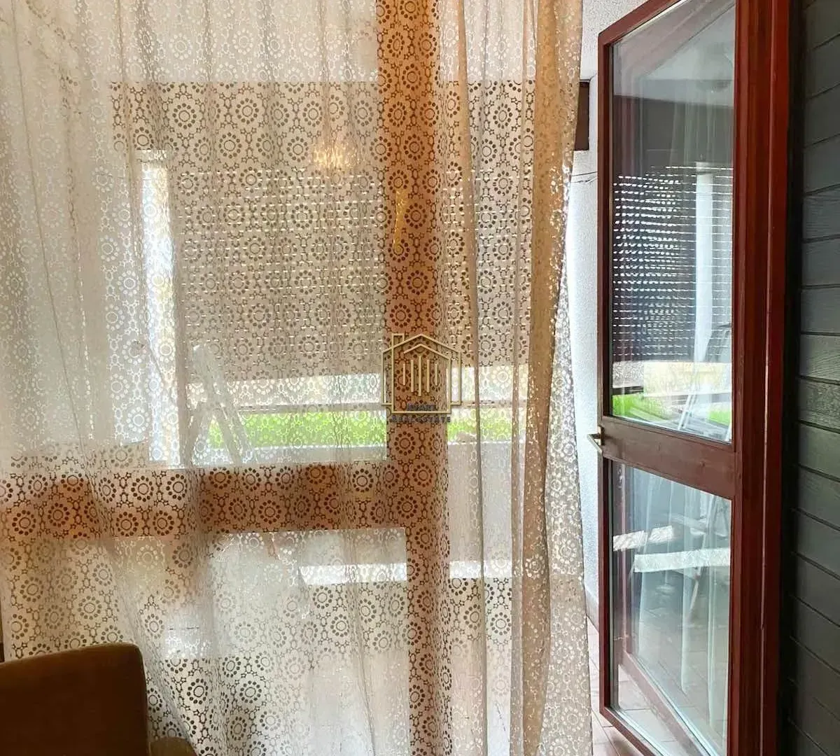 Izdavanje, trosoban stan, 96m², Blok 5, Podgorica