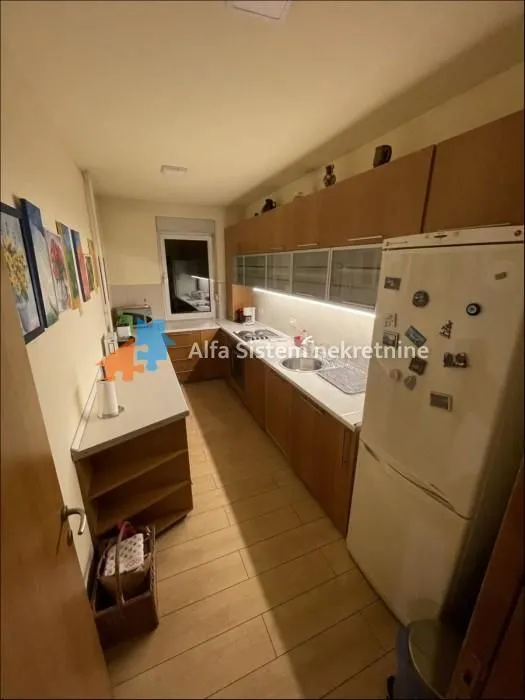 Rent, three bedroom apartment, 95m², Autokomanda, Voždovac Sve Podlokacije