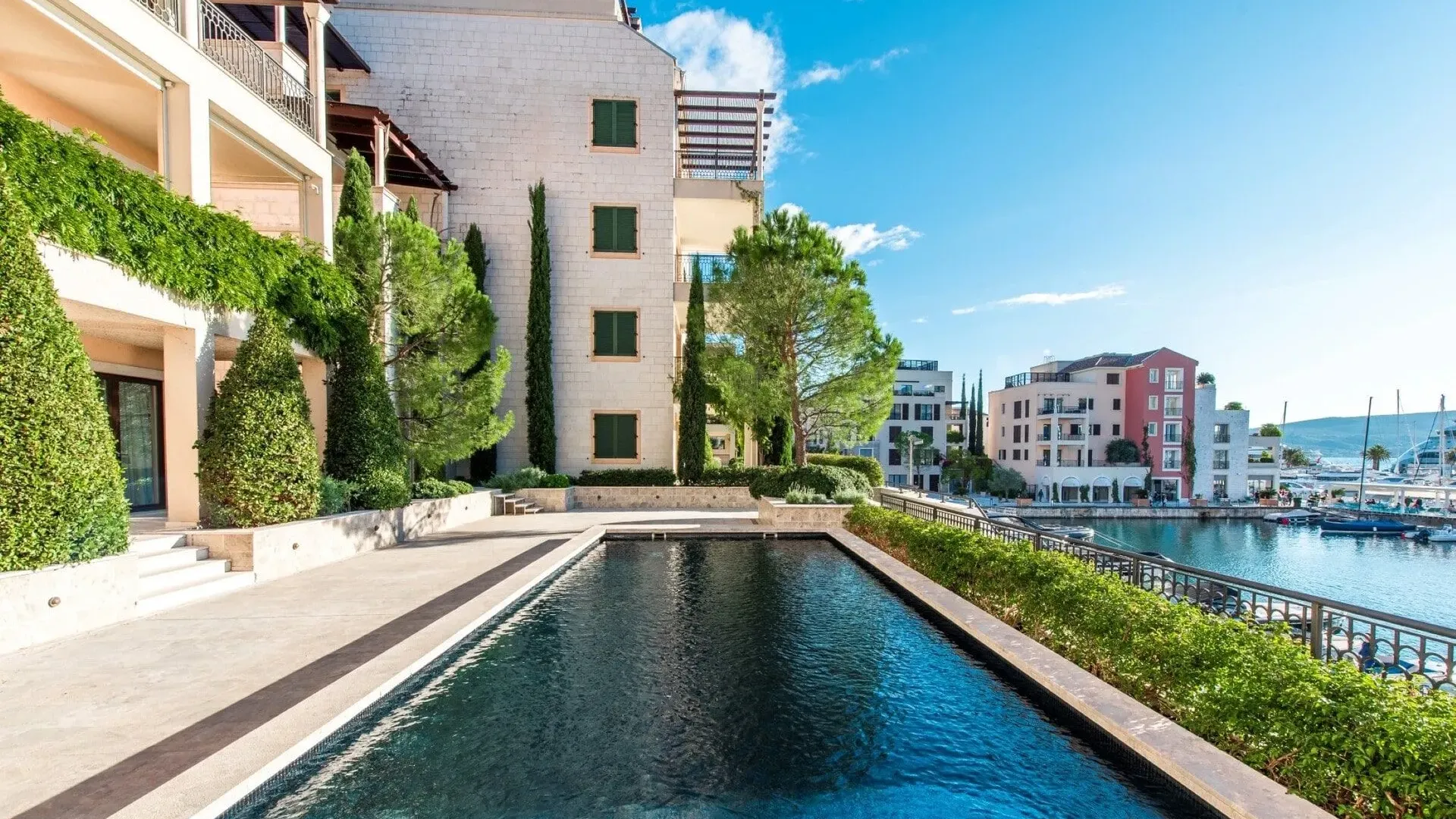 Sale, two bedroom apartment, 138m², Porto Montenegro, Tivat