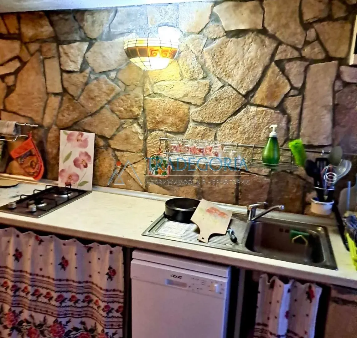 Prodaja, kuća, 201m², Dobra Voda, Bar